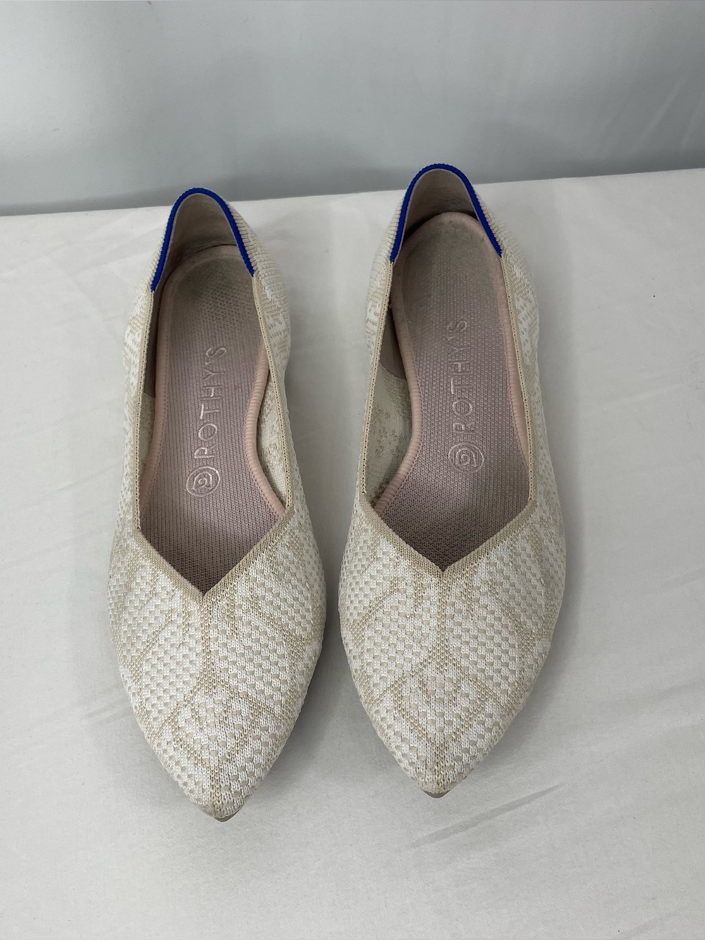 Rothy’s The Point Ecru Cream Knit Pointed Toe Ballet Flats Blue Trim women’s 9.5